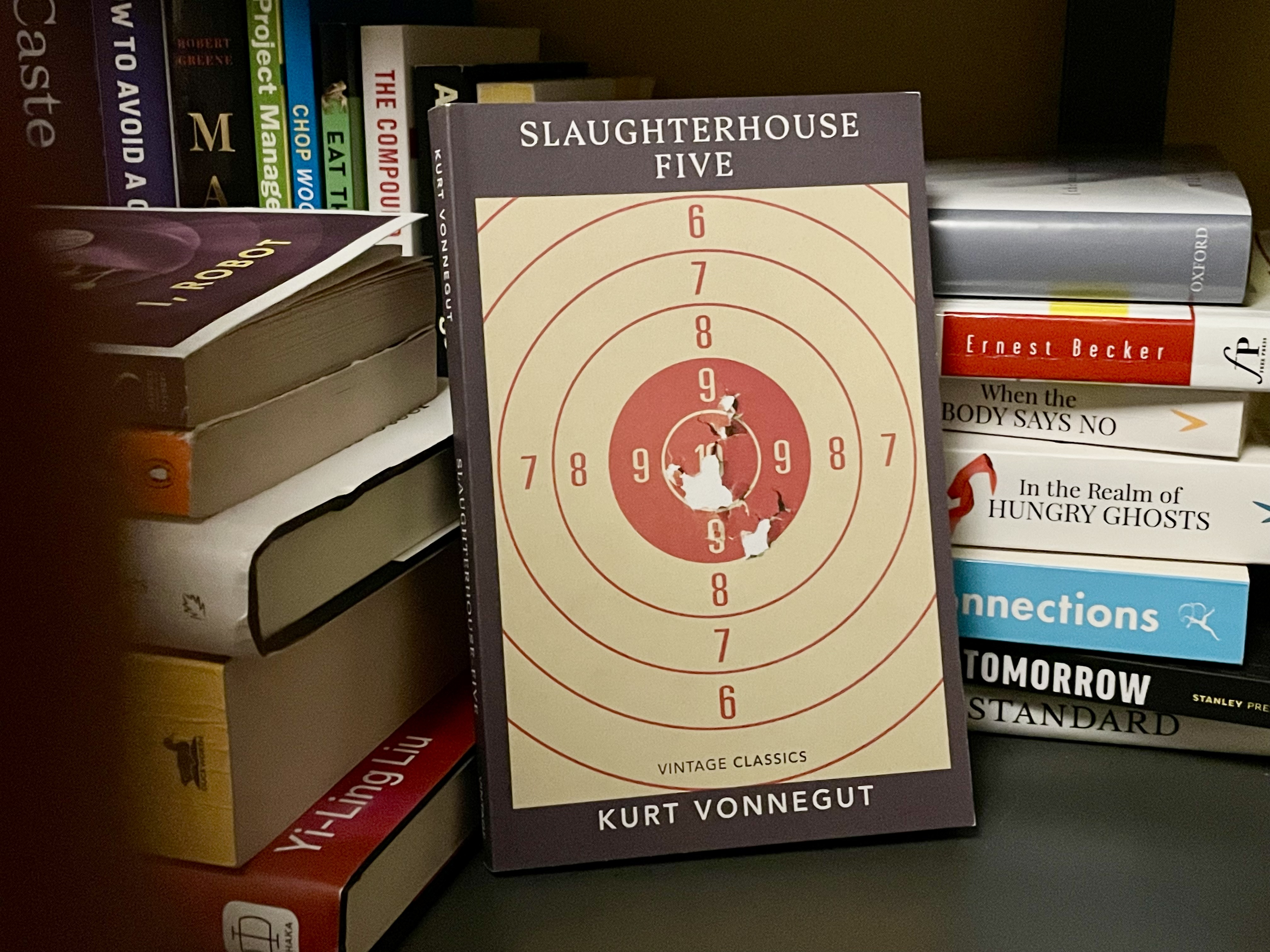 Slaughterhouse-Five by Kurt Vonnegut — BookLab by Bjorn